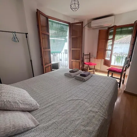 Con Terraza En El Albayzin 아파트 *