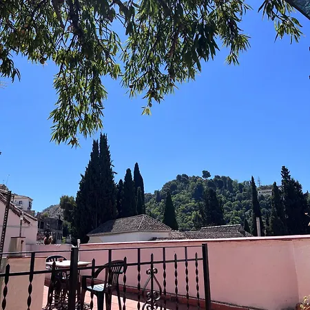 Con Terraza En El Albayzin 그라나다